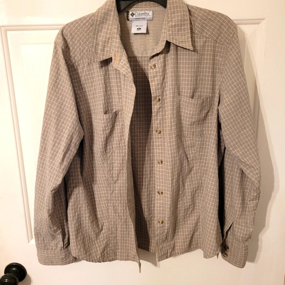 Columbia Beige Checkered Button-Up Shirt xl